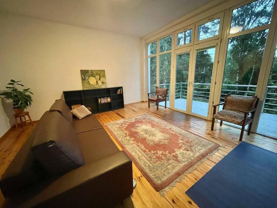 Beautiful Villa With Garden In Milanowek 외부 사진